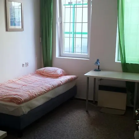 旅馆 Erasmus House